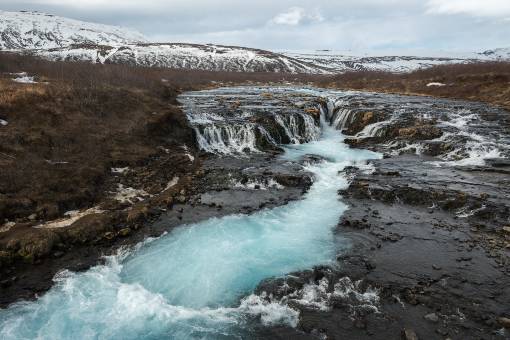 Picture of a water fall. Photo by ArtHouse Studio from Pexels.